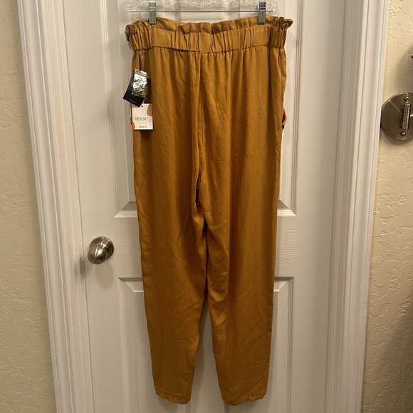 Forever 21 mustard pants - Picture 5 of 5